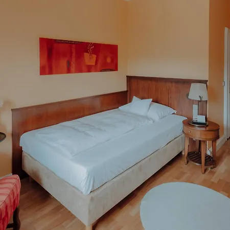La Am Starnberger Hotel 4*